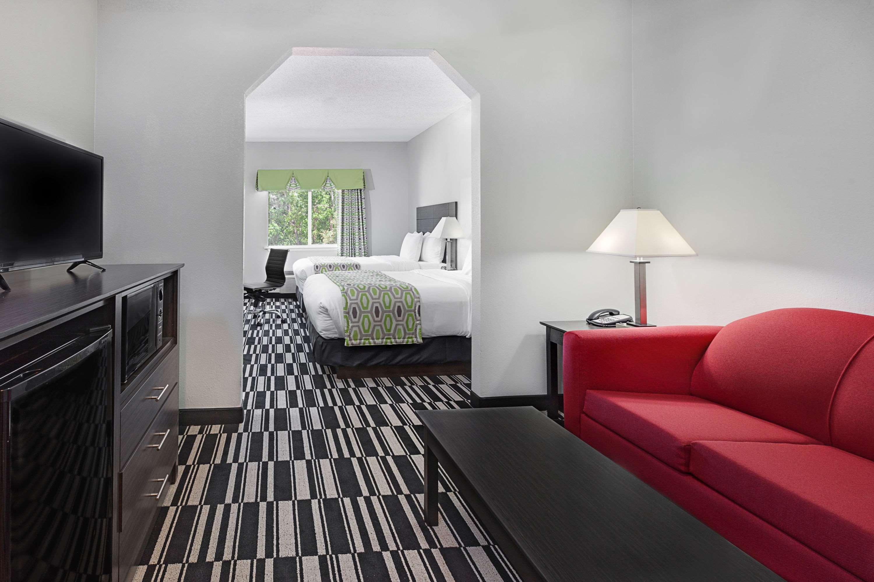 Holiday Inn Express & Suites Sulphur Springs By Ihg Exteriör bild