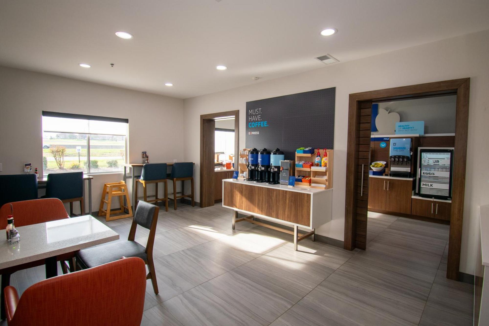 Holiday Inn Express & Suites Sulphur Springs By Ihg Exteriör bild