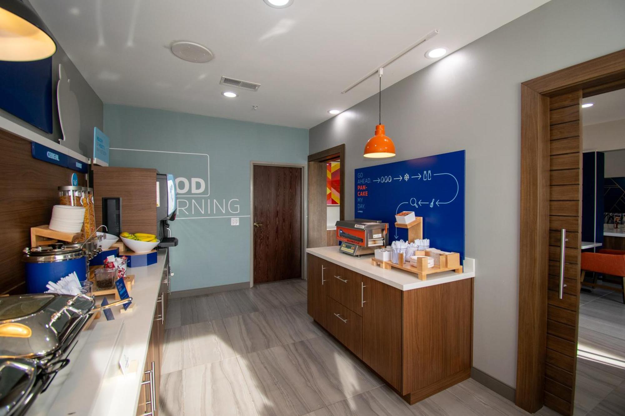 Holiday Inn Express & Suites Sulphur Springs By Ihg Exteriör bild