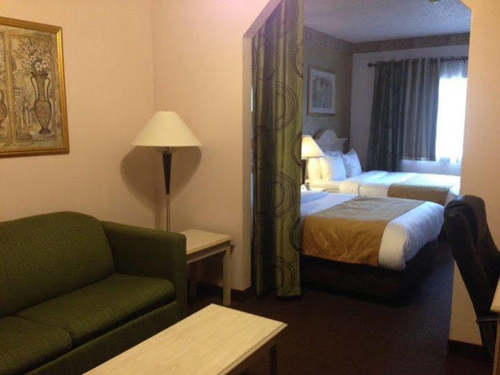 Holiday Inn Express & Suites Sulphur Springs By Ihg Exteriör bild